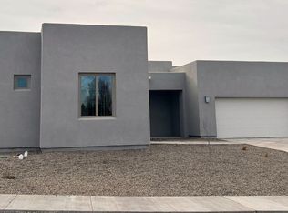 3305 Zinnia Ln, Santa Fe, NM 87507