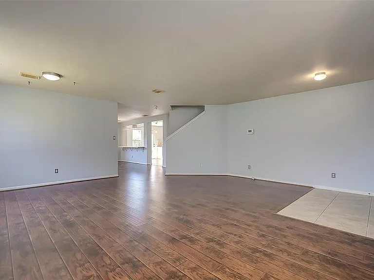 6707 Wild Pecan Trl — Photo 3