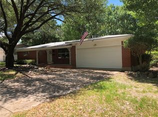 4516 Robinwood Dr, Waco, TX 76708