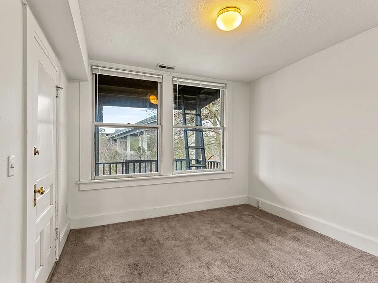 1608 W Main Ave — Photo 20