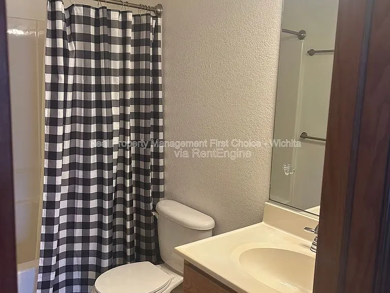 10805 E Funston St — Photo 16