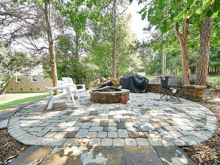 6301 Welford Rd — Photo 7
