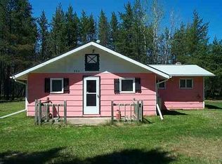 905 Tonys Ln, Ishpeming, MI 49849