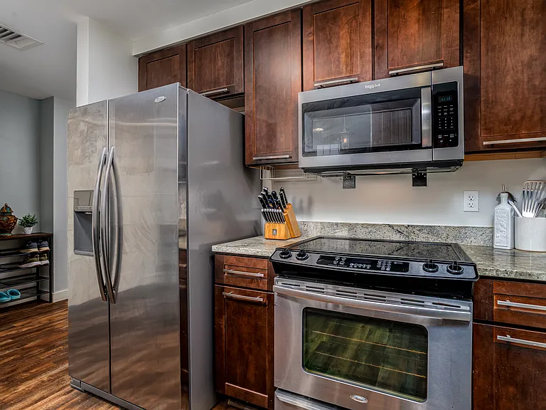 48 Water St #405 — Photo 4