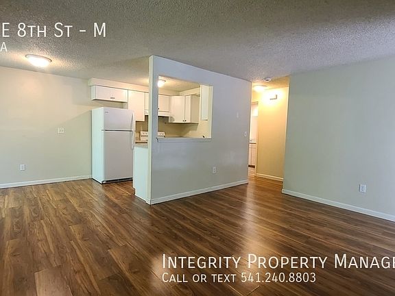 5th image of 704 NE 8th St APT M
