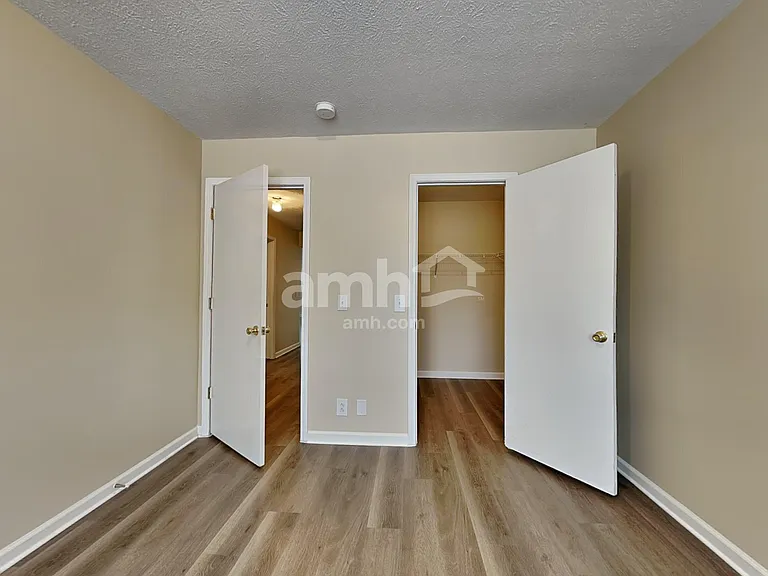 5711 Briarwick Ct — Photo 16