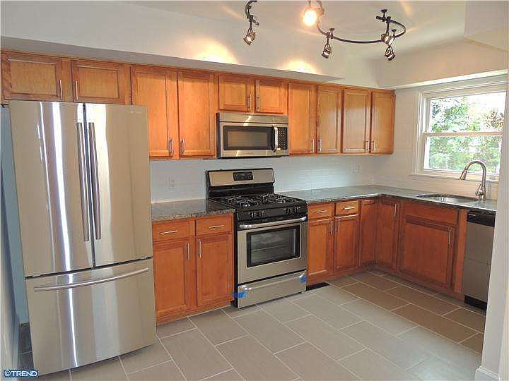 1st image of 2207 Graham Dr