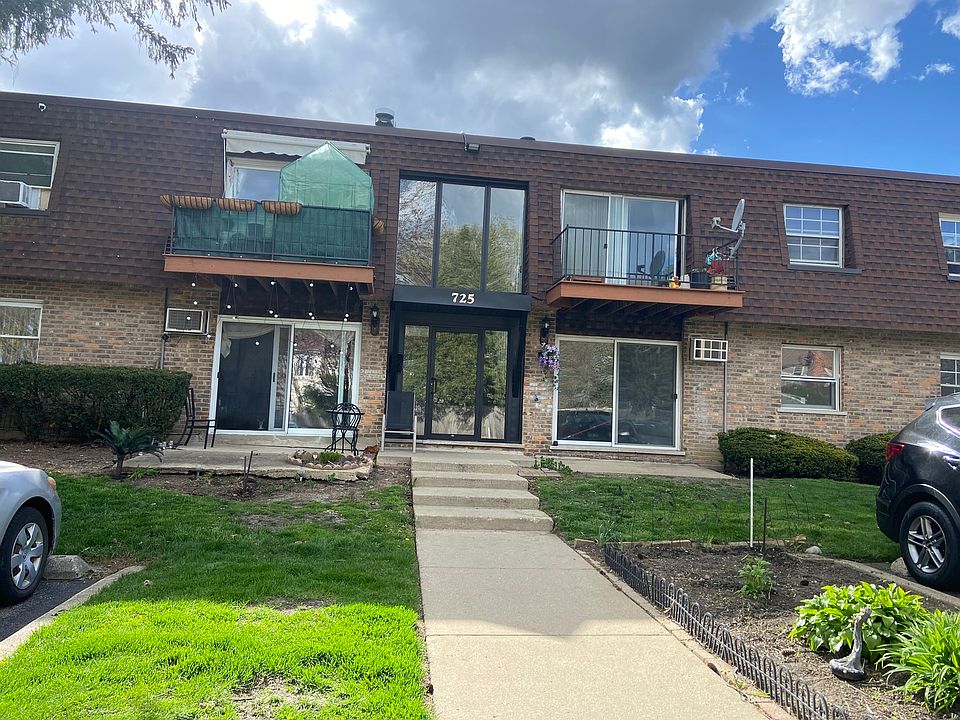 1st image of 725 Grove Dr APT 109