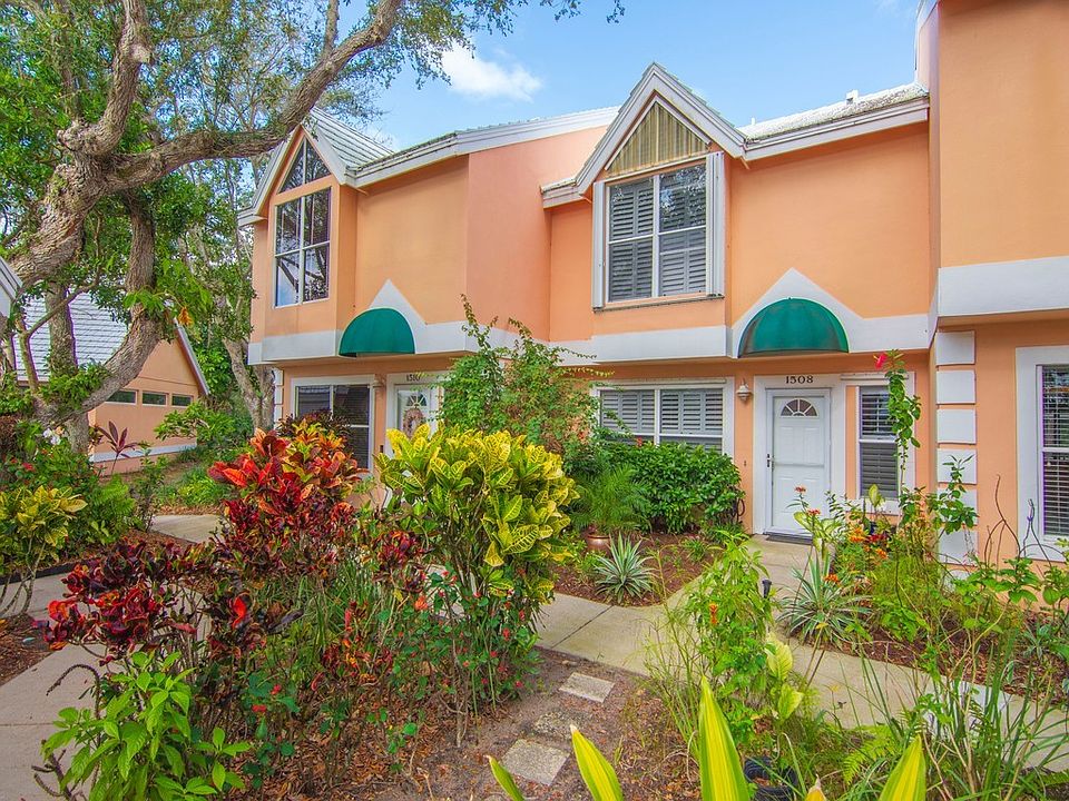 1st image of 1508 Coral Oak Ln #1304