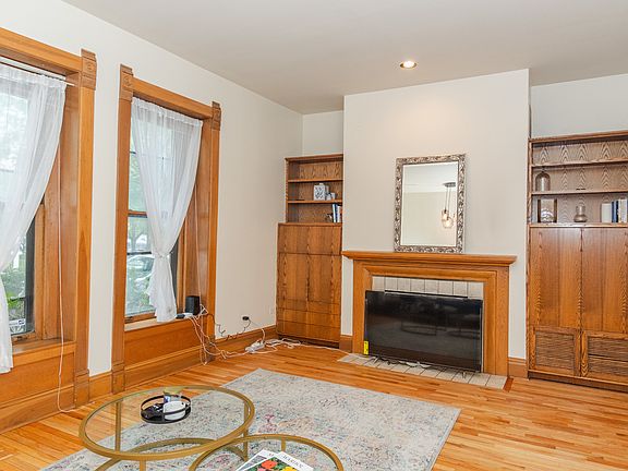 3rd image of 2251 N Clifton Ave APT 1N