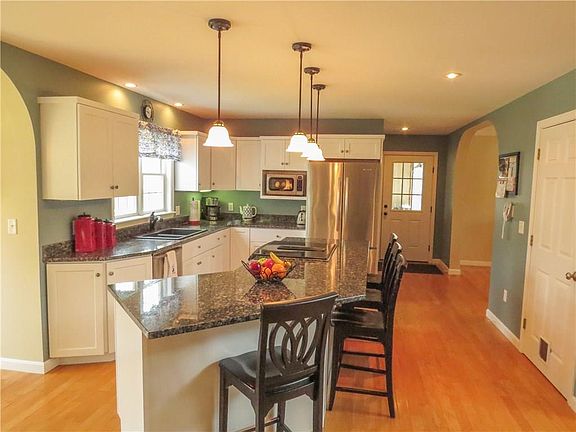 3rd image of 26 Balsam Drive