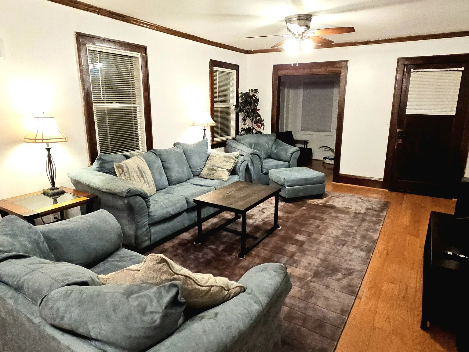 4 bed, 2748 sqft, $750 — Photo 3