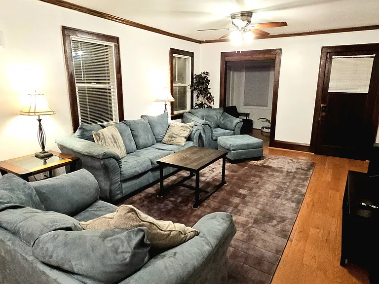 1123 Edmund Ave — Photo 3