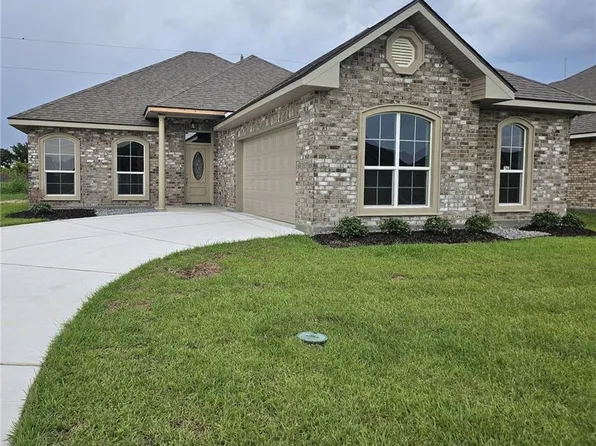 745 Rue St, Michael Terrytown, LA 70056