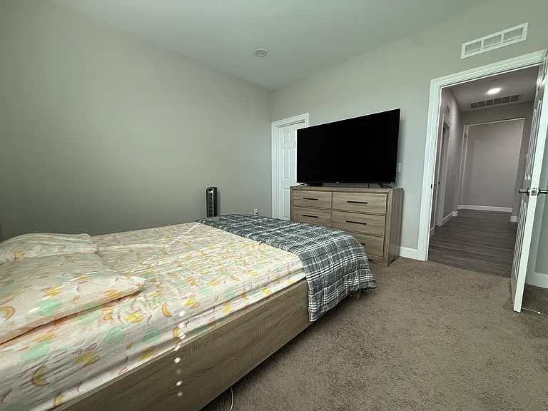 672 Chimes St — Photo 28