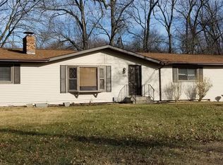 2820 Old Collinsville Rd, Belleville, IL 62226