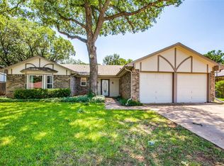 5315 Bright Star Trl, Arlington, TX 76017