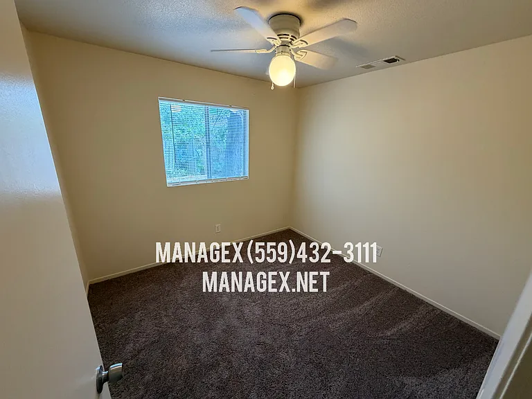 4065 E Dwight Way — Photo 7