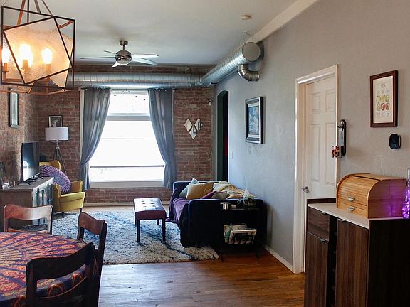 3rd image of 1320 E 28th Ave