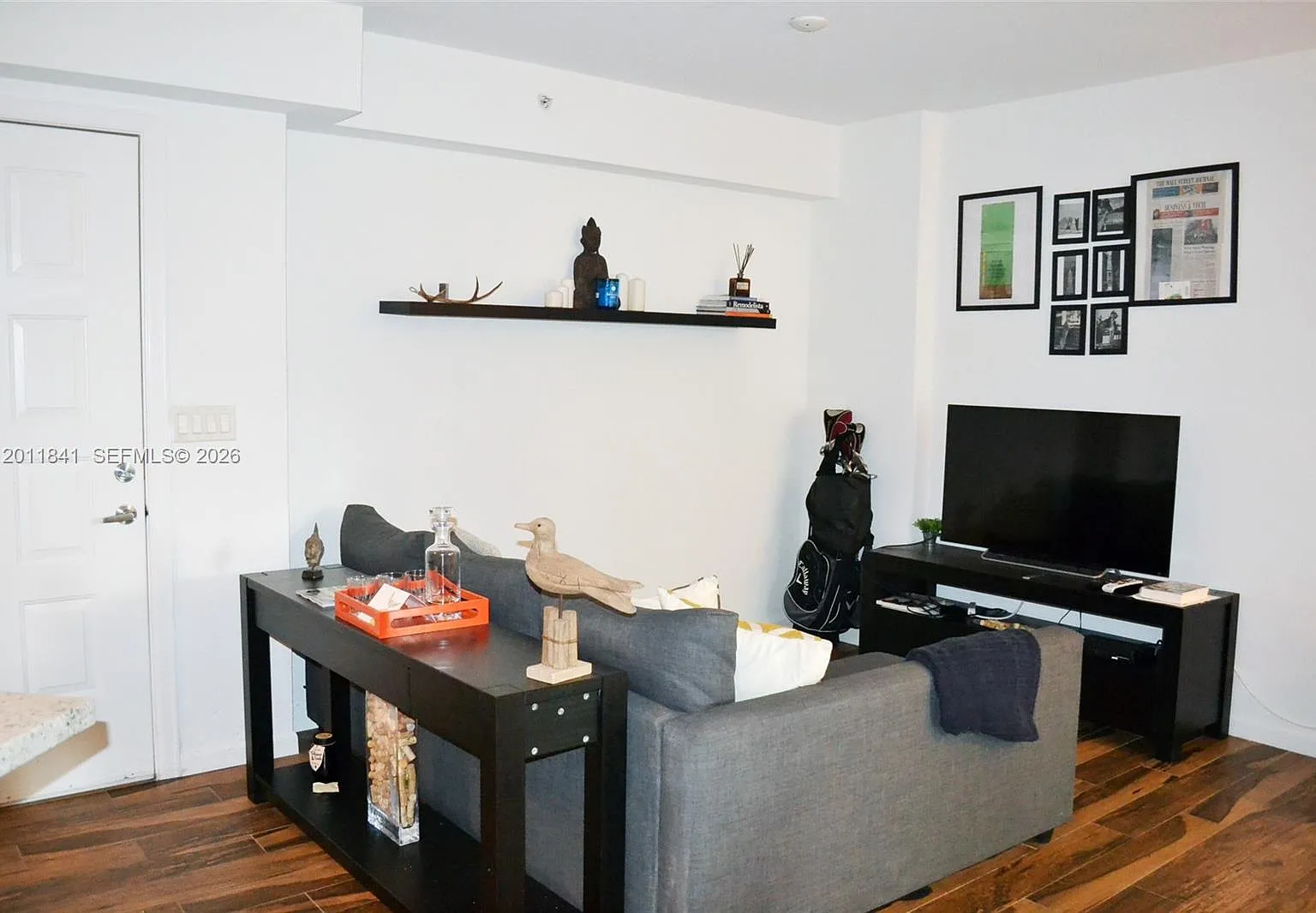 Radius Condo — Photo 3