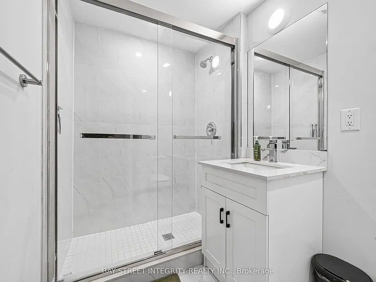 646 Village Pkwy #26 — Photo 35