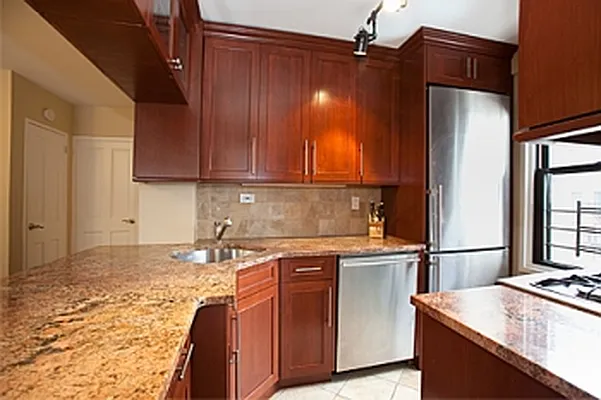 Sold by MNS | media 12