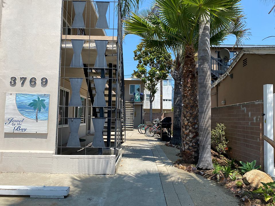 1st image of 3769 Jewell St APT 4