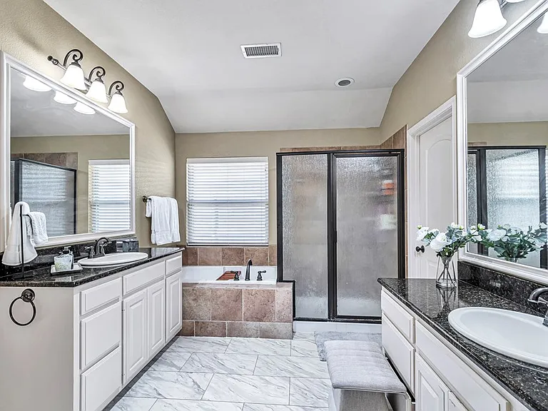 5908 Pedernales Dr — Photo 21