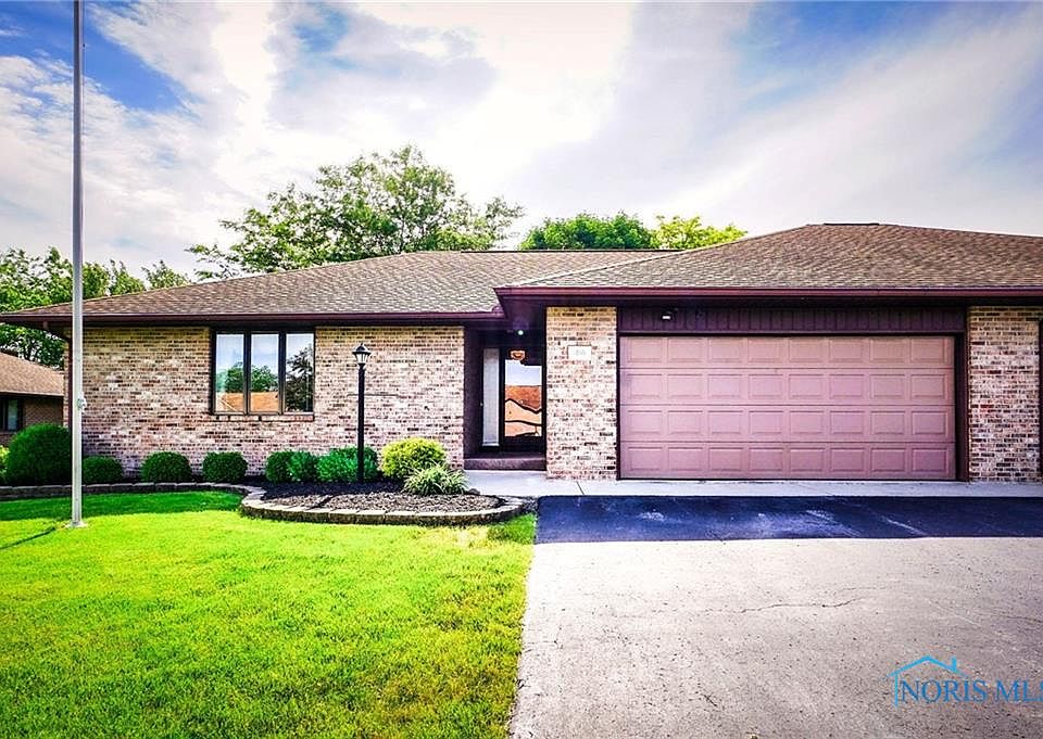1st image of 1816 Stonehill Dr