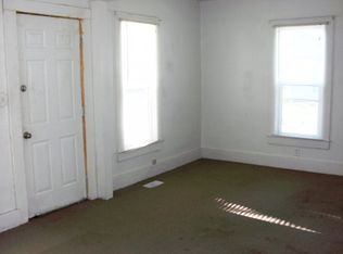 822 Pine St, Kewanee, IL 61443