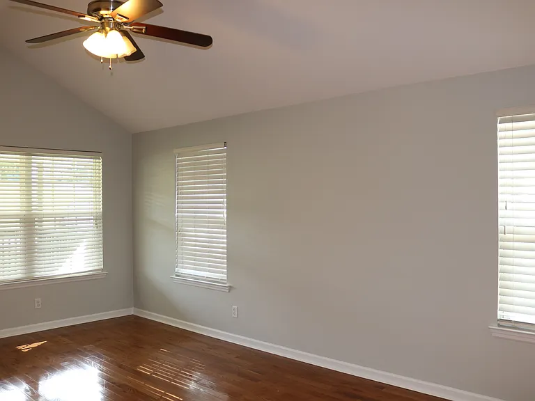 211 Martin Rd — Photo 20