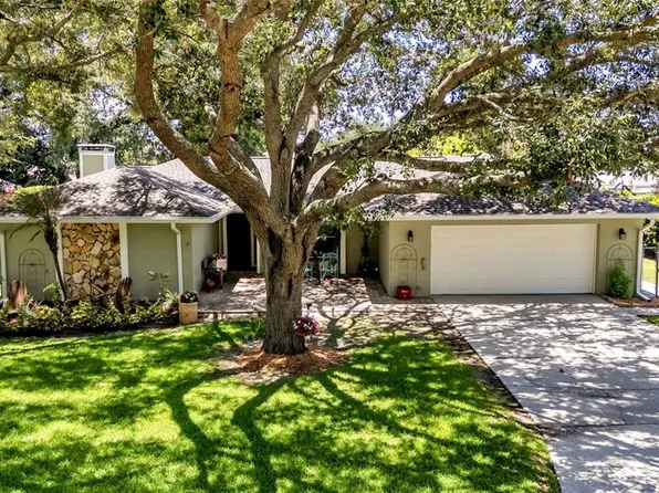 422 Willow Run, Lakeland, FL 33813