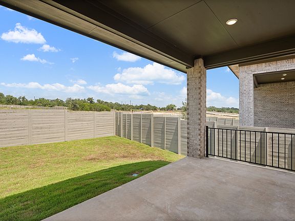 421 Leaning Rock Road