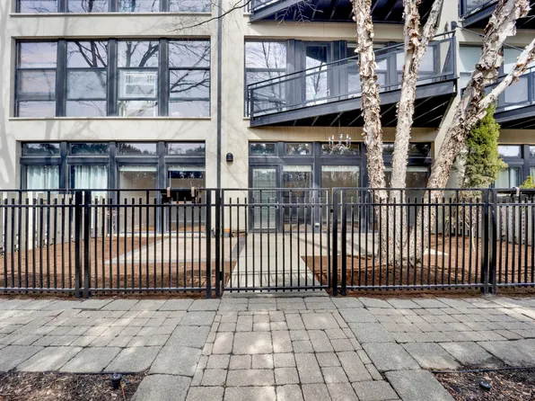 1071 W 15th St Unit 109, Chicago, IL 60608