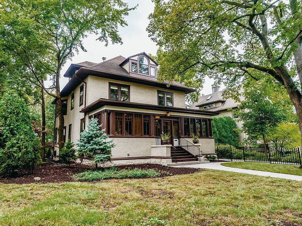 1st image of 725 N Oak Park Ave
