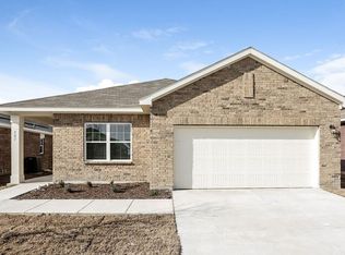 568 London Dr, Lavon, TX 75166