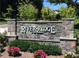 17 River Ridge Ln #17, Wilton, CT 06897