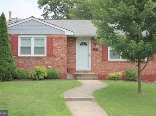 1123 N Maple Ave, Maple Shade, NJ 08052