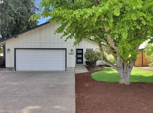 1050 Arcadia Dr, Eugene, OR 97401