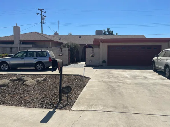 2621 W Cherry Court, Visalia, CA 93277