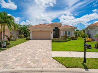 7771 Martino Cir, Naples, FL 34112