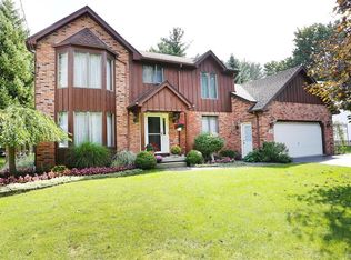 163 Stuewe Rd, Getzville, NY 14068