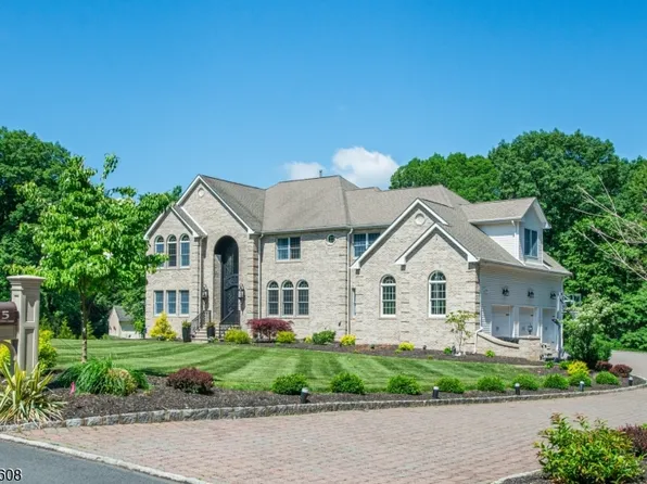 5 Jodilee Ln, Randolph Twp., NJ 07869