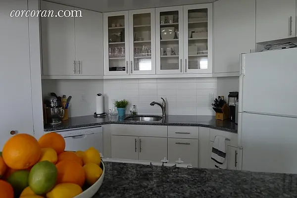 Rented by Corcoran | media 18