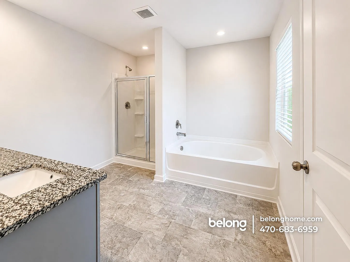 4 bed, 2.5 bath, 2020 sqft, $2,045 — Photo 4