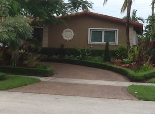 4941 SW 87th Pl, Miami, FL 33165
