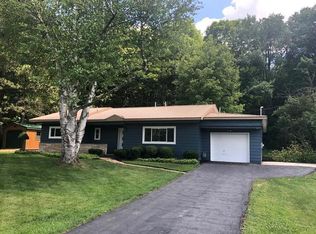 7 Woodcrest Dr, Clarendon, PA 16313
