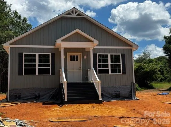 405 Fall Ave, Granite Falls, NC 28630