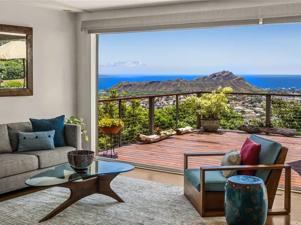 3765 Lurline Dr, Honolulu, HI 96816