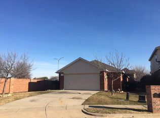 2801 Coyote Ridge Dr, Fort Worth, TX 76244